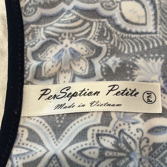 PerSeption Womens Blue Floral Print Tunic Top Blouse Size Medium Roll Tab Sleeve - Picture 6 of 10